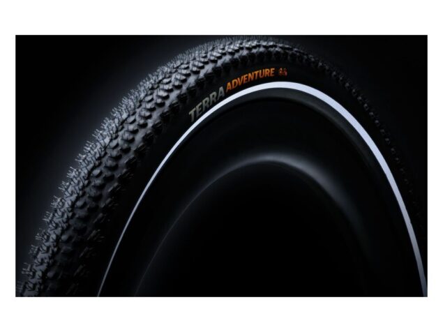 Plášť CONTINENTAL Terra Adventure Trail Grip kevlar graphit-reflex skin – 29×2.2
